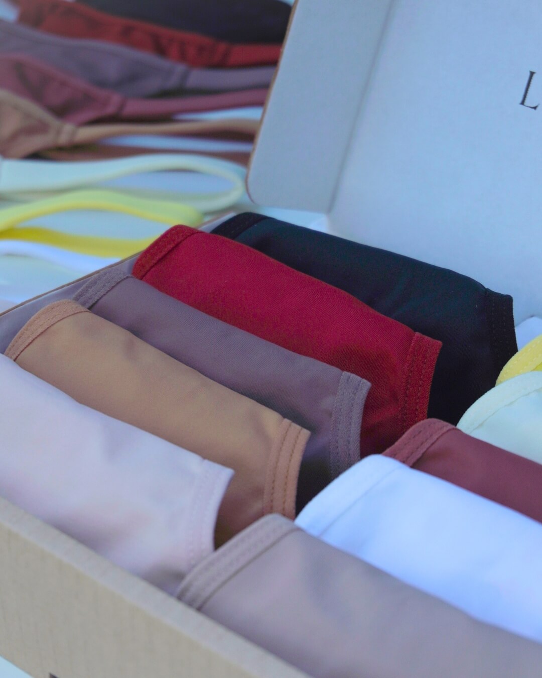 #WomensUnderwear  
#panties  
#LuxuryLingerie  
#SilkPanties  
#CottonPanties  
#MicrofiberPanties  
#BestPantiesEver  
#MostComfortablePanties  
#LuxuryUnderwear  
#FeminineIntimates  
#UnderwearBoutique
#ladurrie  
#ladurriemodaintima  
#ladurrieéconfiavel? 
