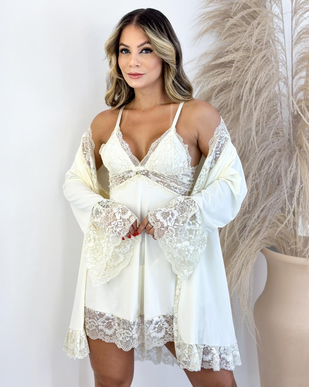 #LuxuryNightwear  
#SilkNightwear  
#NightwearSet  
#RobeAndNightgown  
#ElegantLoungewear  
#nightwear  
#sleepwear  
#loungewear  
#nightgown  
#lingerie
#ladurrie  
#ladurriemodaintima  
#ladurrieéconfiavel?