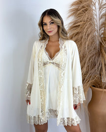#LuxuryNightwear  
#SilkNightwear  
#NightwearSet  
#RobeAndNightgown  
#ElegantLoungewear  
#nightwear  
#sleepwear  
#loungewear  
#nightgown  
#lingerie
#ladurrie  
#ladurriemodaintima  
#ladurrieéconfiavel?