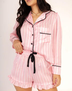 Victoria's Secret

pijama VS

pijama listrado rosa

pijama americano

pijama

LINGERIE

LADURRIE

CONJUNTOS

Conjunto de Pijama Classic Ladurrie