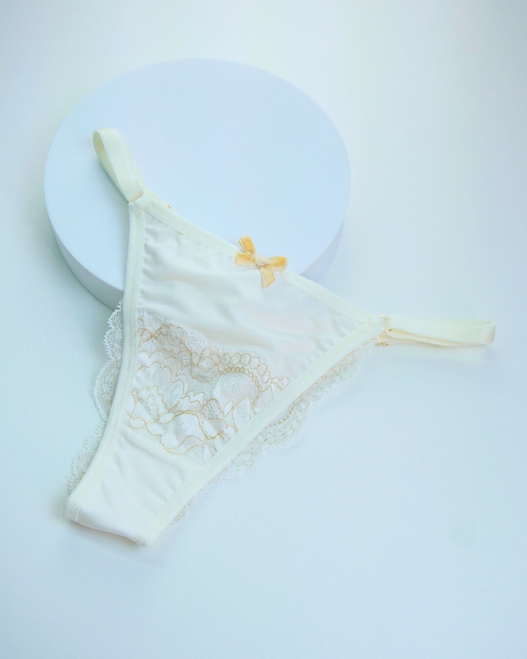 #WomensUnderwear  
#panties  
#LuxuryLingerie  
#SilkPanties  
#CottonPanties  
#MicrofiberPanties  
#BestPantiesEver  
#MostComfortablePanties  
#LuxuryUnderwear  
#FeminineIntimates  
#UnderwearBoutique
#ladurrie  
#ladurriemodaintima  
#ladurrieéconfiavel? 
