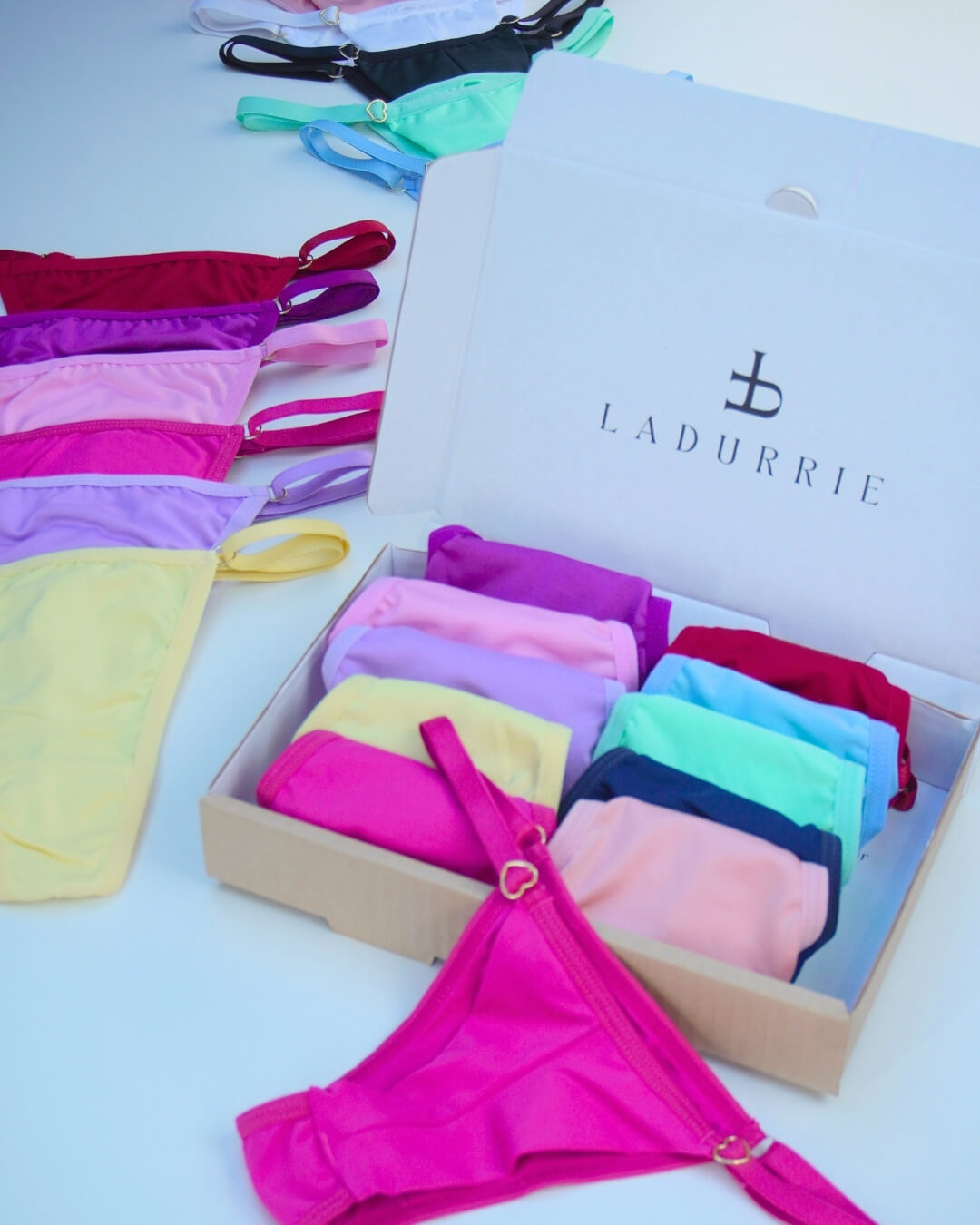 #WomensUnderwear  
#panties  
#LuxuryLingerie  
#SilkPanties  
#CottonPanties  
#MicrofiberPanties  
#BestPantiesEver  
#MostComfortablePanties  
#LuxuryUnderwear  
#FeminineIntimates  
#UnderwearBoutique
#ladurrie  
#ladurriemodaintima  
#ladurrieéconfiavel? 

